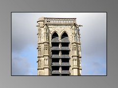 Hors Circuit - Château Thierry 16 x 12  - 90-051